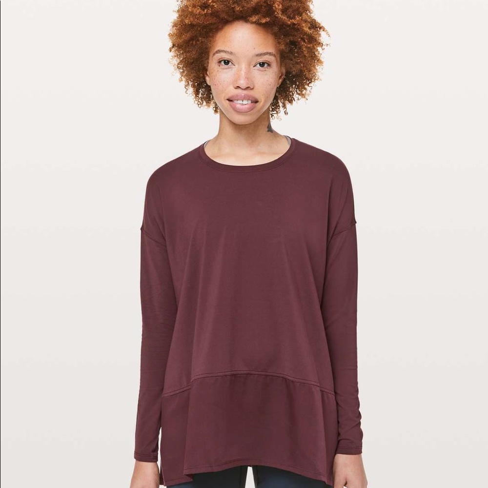 Lululemon ease of mind long sleeve size 12